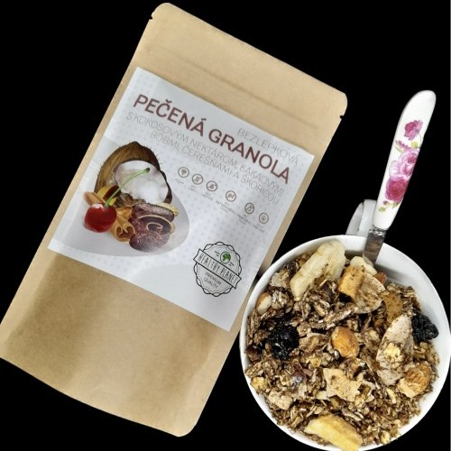 400g. Bezlepková pečená granola s kokosovým nektárom, kakaovými bôbmi, čerešňami a škoricou.